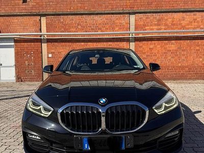 Usata BMW 116 Advantage 109 CV (80 kW) 2020 Nero Utilitaria