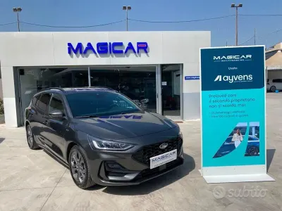 Usata Ford Focus ST 125 CV (91 kW) 2023 Grigio Berlina