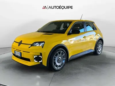Usata Renault R5 Evolution 89 kW (122 CV) 2025 Giallo Utilitaria