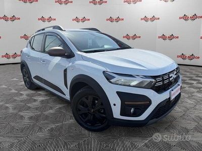Begagnad Dacia Sandero Extreme 91 HK (66 kW) 2023 Vit Sedan