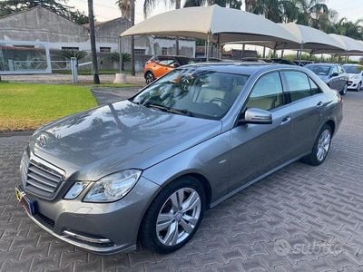 Usata Mercedes E250 Avantgarde 204 CV (150 kW) 2011 Grigio Berlina
