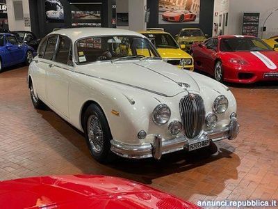 usata Jaguar MK II 3.8 UFFICIALE ITALIA -MANUALE-TARGHE NERE TO