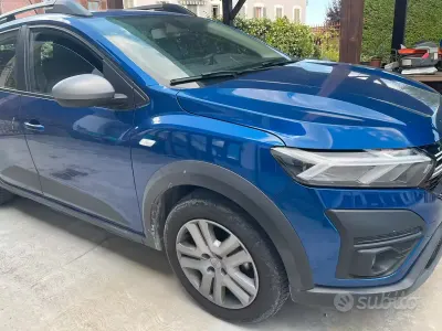 Usata Dacia Sandero Stepway 101 CV (74 kW) 2023 Bluazzurro Berlina