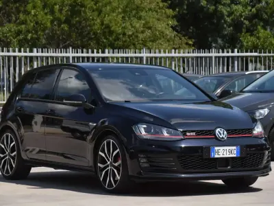 Usata VW Golf VII GTI 230 CV (169 kW) 2015 Nero Berlina