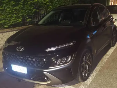 Usata Hyundai Kona 105 CV (77 kW) 2021 Nero SUV