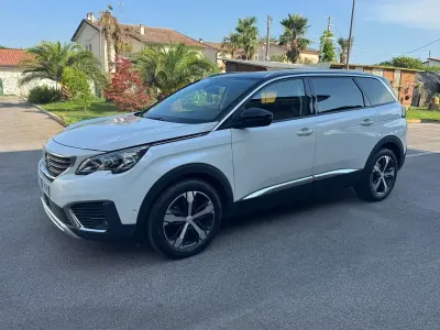 Usata Peugeot 5008 Allure 131 CV (96 kW) 2018 Bianco SUV