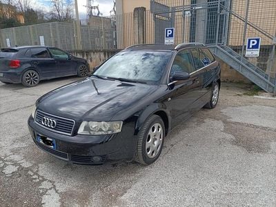 Begagnad Audi A4 131 HK (96 kW) 2003 Svart Kombi