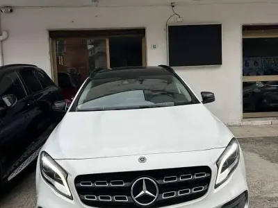 Usata Mercedes GLA200 Edition 136 CV (100 kW) 2019 Bianco SUV