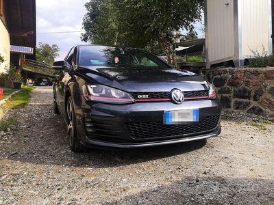 Usata VW Golf VII GTI 220 CV (161 kW) 2014 Grigio Berlina