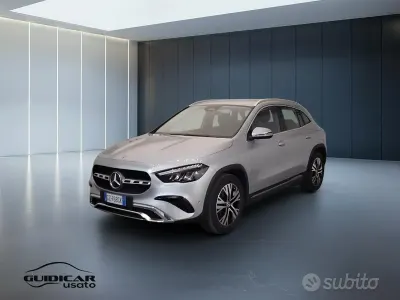 Usata Mercedes GLA180 Advanced 116 CV (85 kW) 2025 Argento SUV