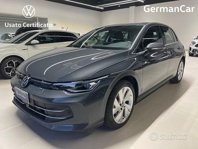 Grigio Usata 2025 VW Golf Style Berlina | 32.600 € (Buon prezzo)