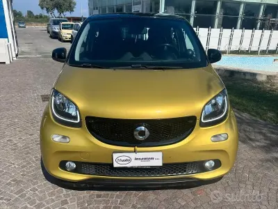 Usata Smart ForFour Prime 71 CV (52 kW) 2016 Giallo Utilitaria