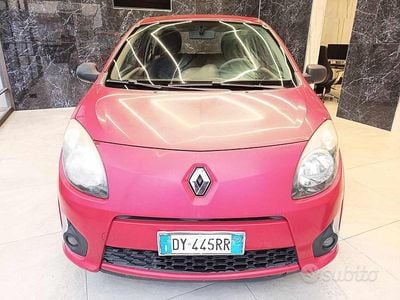 Usata Renault Twingo Dynamique 75 CV (55 kW) 2009 Rosso Utilitaria