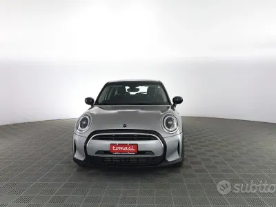 Usata Mini Cooper Classic 136 CV (100 kW) 2023 Argento Utilitaria