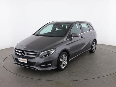 Usata Mercedes B180 110 CV (80 kW) 2015 Grigio Monovolume