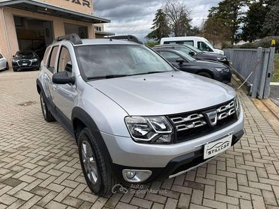 Usata Dacia Duster Ambiance 114 CV (83 kW) 2017 Argento SUV