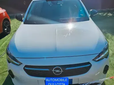 Usata Opel Corsa Elegance 75 CV (55 kW) 2023 Bianco Utilitaria