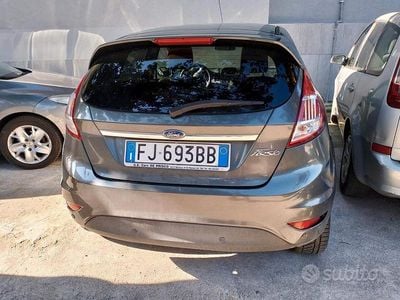 Usata Ford Fiesta 92 CV (67 kW) 2017 Berlina