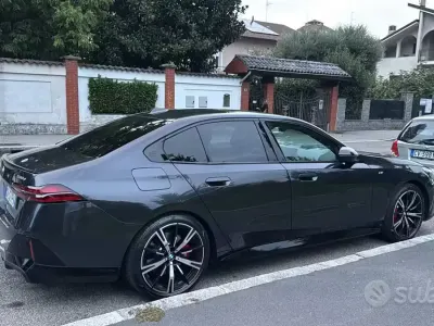Usata BMW 520 177 CV (130 kW) 2024 Grigio Berlina