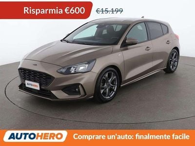 Oro Usata 2020 Ford Focus ST-Line Berlina | 14.599 € (Buon prezzo)