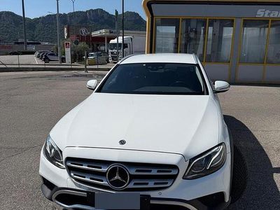 Gebraucht Mercedes E220 All-Terrain Business 194 PS (142 kW) 2018 Weiß Kombi