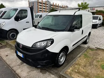 Usata Fiat Doblò 95 CV (69 kW) 2021 Bianco Monovolume