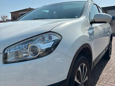 Usata Nissan Qashqai N-TEC 110 CV (80 kW) 2010 Bianco SUV