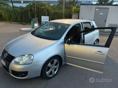 Usata VW Golf IV GTD 170 CV (125 kW) 2006 Grigio Berlina