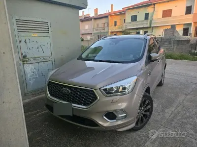 Usata Ford Kuga Vignale 179 CV (131 kW) 2018 SUV