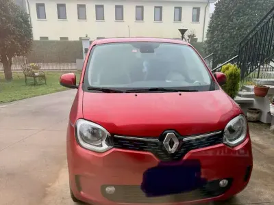 Usata Renault Twingo Intens 60 kW (82 CV) 2021 Rosso Utilitaria