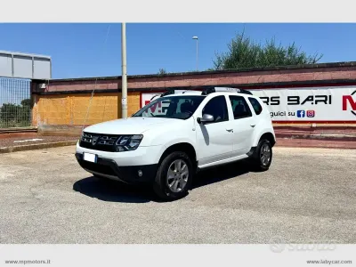 Usata Dacia Duster Ambiance 109 CV (80 kW) 2016 Bianco SUV