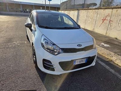 Usata Kia Rio 75 CV (55 kW) 2016 Utilitaria