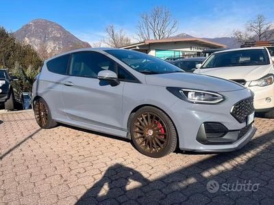 Usata Ford Fiesta Performance Edition 200 CV (147 kW) 2022 Grigio Utilitaria