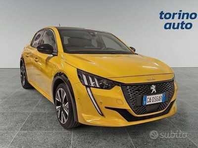 Usata Peugeot 208 GT-line 101 CV (74 kW) 2019 Giallo Utilitaria