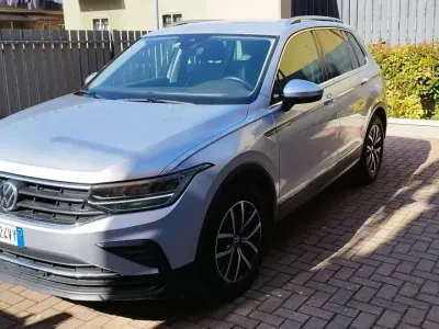 Usata VW Tiguan Life 150 CV (110 kW) 2021 Grigio SUV