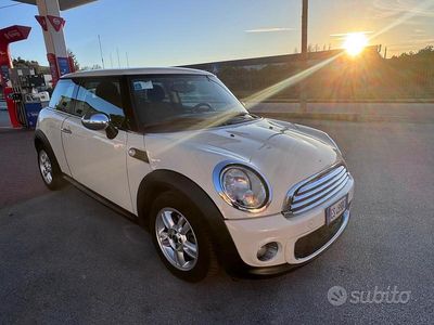 Usata Mini One D 89 CV (65 kW) 2013 Beige Utilitaria