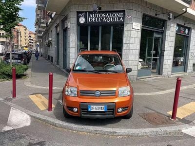 Usata Fiat Panda 4x4 Climbing 60 CV (44 kW) 2007 Arancione Utilitaria