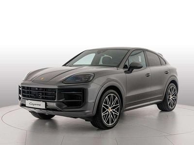 Usata Porsche Cayenne Coupe 354 CV (260 kW) 2025 Grigio quarzite metallizzato Coupé