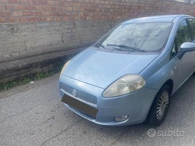 Usata Fiat Grande Punto 90 CV (66 kW) 2007 Utilitaria