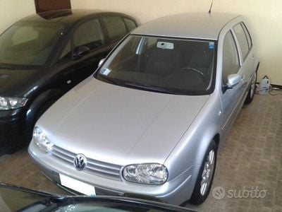 Usata VW Golf IV Highline 116 CV (85 kW) 2000 Grigio Berlina