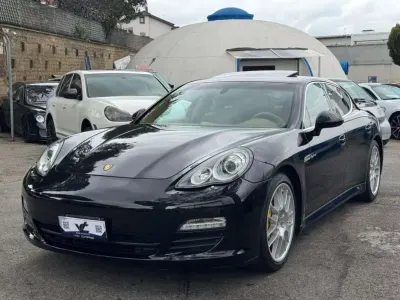 Usata Porsche Panamera 333 CV (244 kW) 2011 Nero Utilitaria