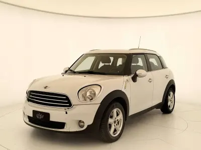 Usata Mini Countryman 90 CV (66 kW) 2011 Bianco SUV