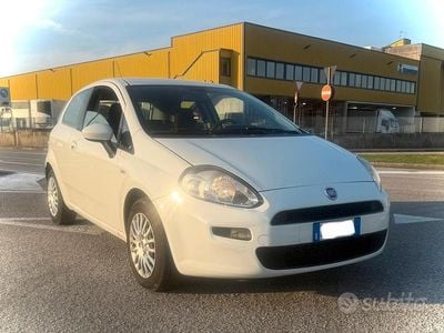 Usata Fiat Punto Evo 95 CV (69 kW) 2013 Bianco Utilitaria