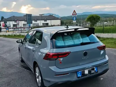 Usata VW Golf VIII Life 130 CV (95 kW) 2022 Berlina