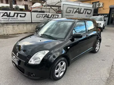 Begagnad Suzuki Swift GL 92 HK (67 kW) 2007 Svart Halvkombi