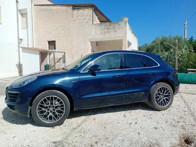 Usata Porsche Macan 250 CV (183 kW) 2015 Blu SUV