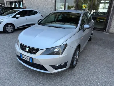 Usata Seat Ibiza FR 90 CV (66 kW) 2014 Argento Berlina