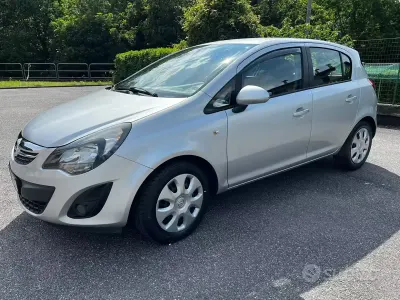 Usata Opel Corsa 2014 Grigio Utilitaria