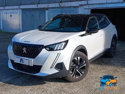 Usata Peugeot 2008 GT 131 CV (96 kW) 2023 Bianco SUV