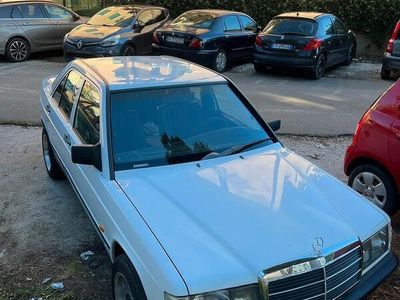 Usata Mercedes 190 122 CV (89 kW) 1988 Bianco Berlina
